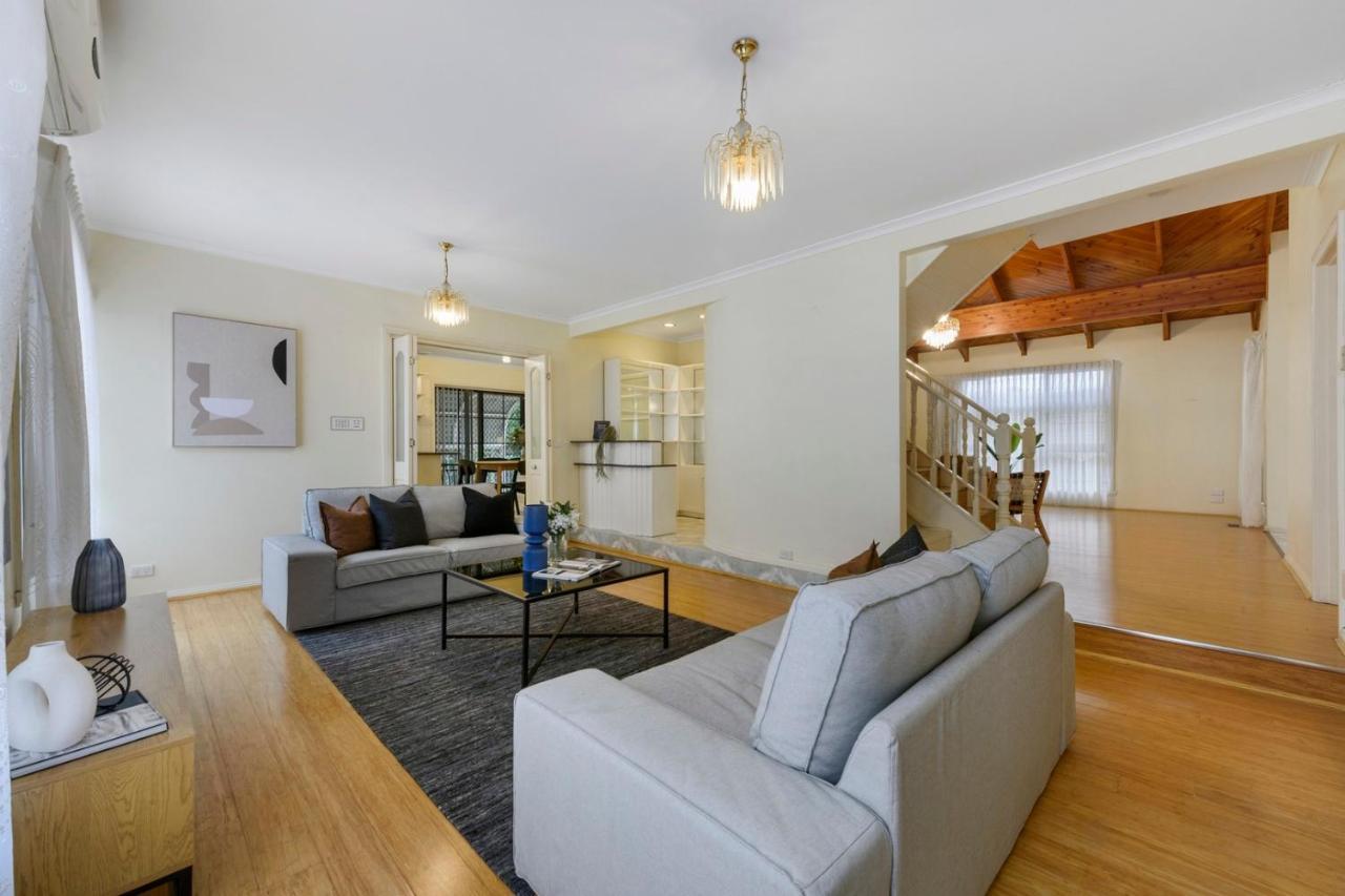12 Mins To Mel Airport-Good Wood House Daire St Albans Dış mekan fotoğraf